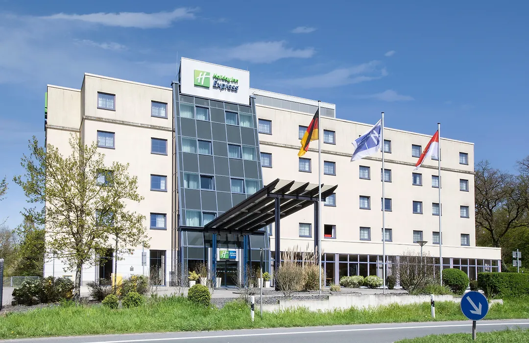 Express Frankfurt Airport By Ihg 3*